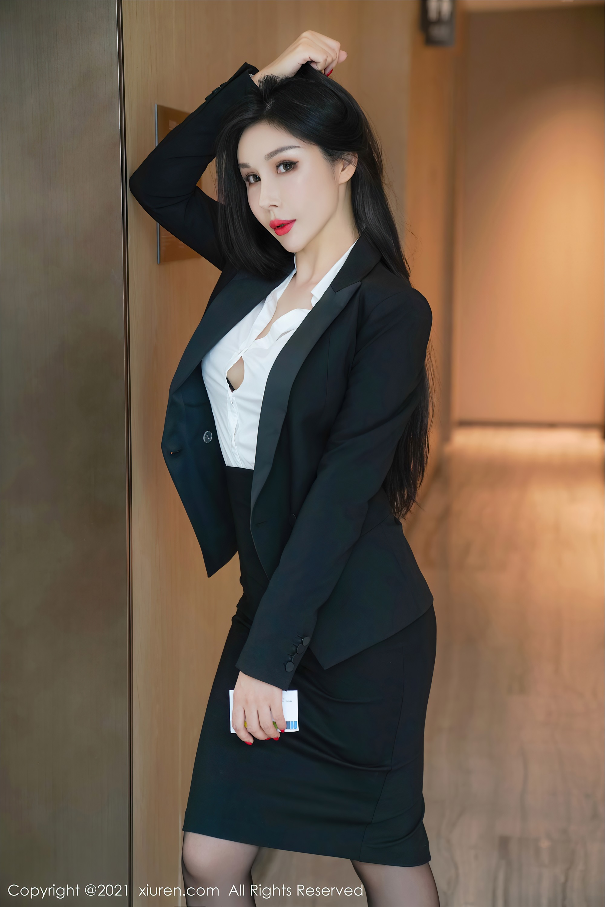 XIUREN秀人网 2021.07.15 No.3672 田冰冰